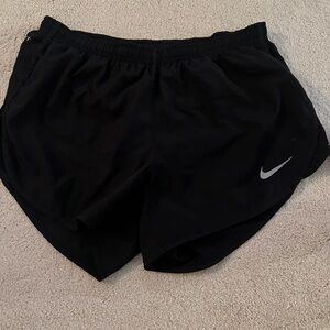 Nike running short